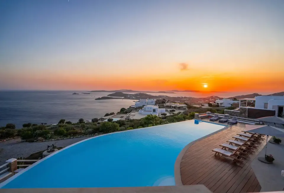 Alia in Mykonos