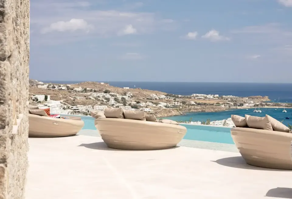 Juliet in Mykonos