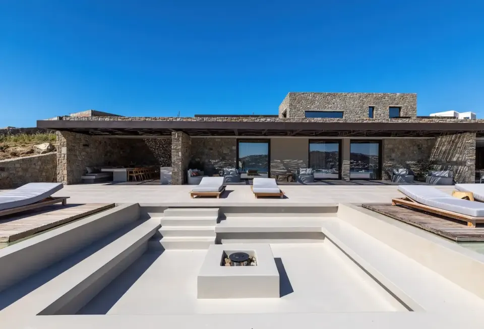 Sky II in Mykonos