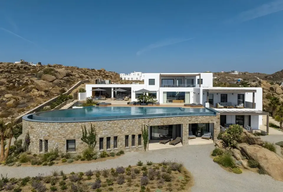 Theros in Mykonos