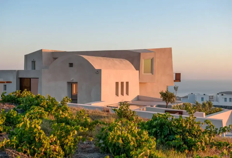 Carpe Diem Four in Santorini