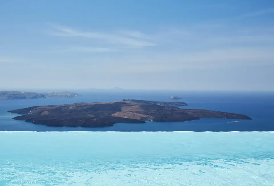 Charlotte in Santorini