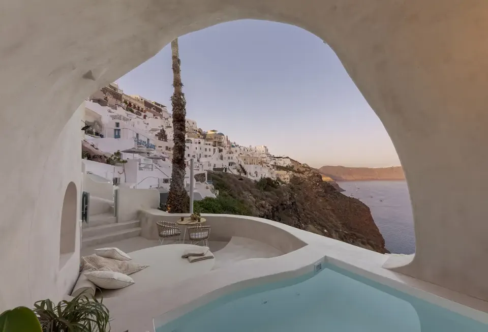 Majestic in Santorini
