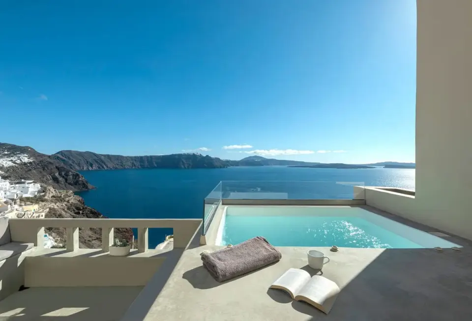 Mirage in Santorini