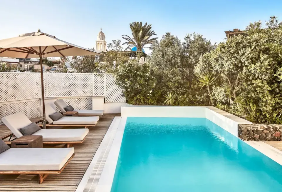 Vedema Presidential in Santorini