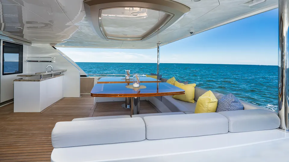 SEA N SEA gallery image 3