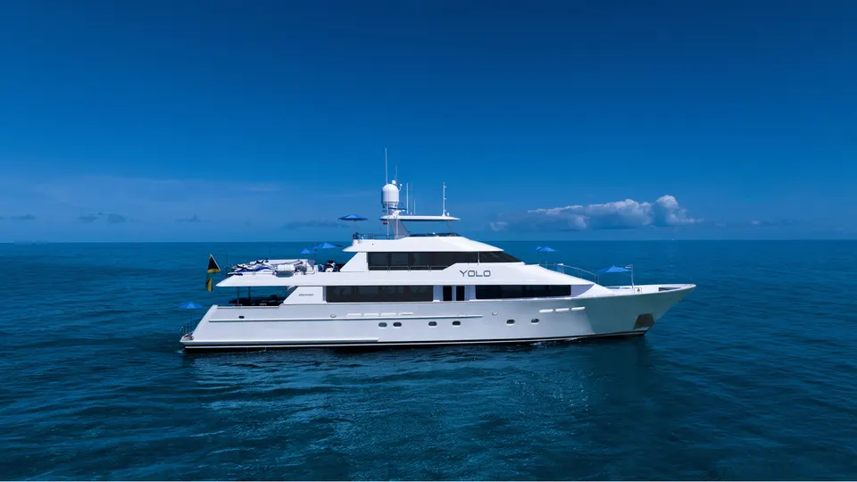 YOLO private yacht charter