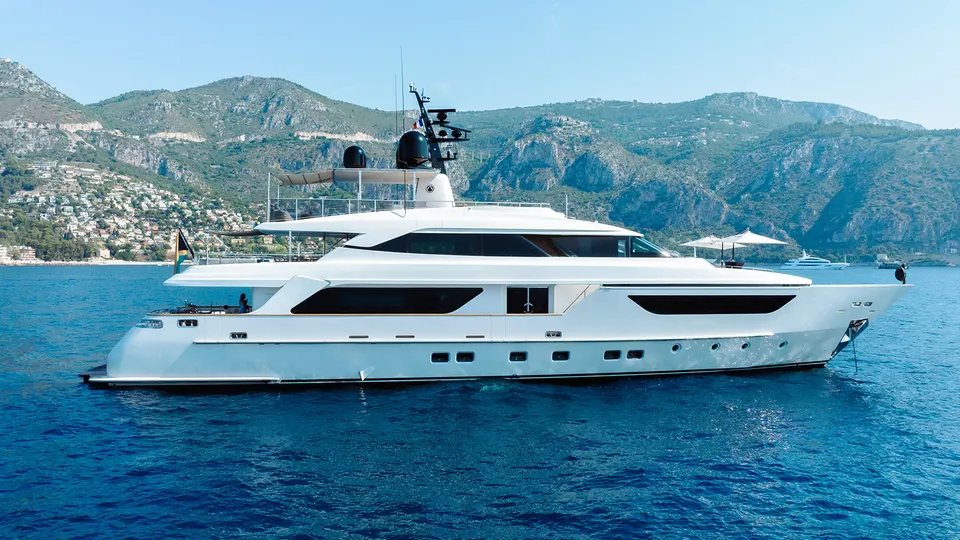 AWAY private yacht charter