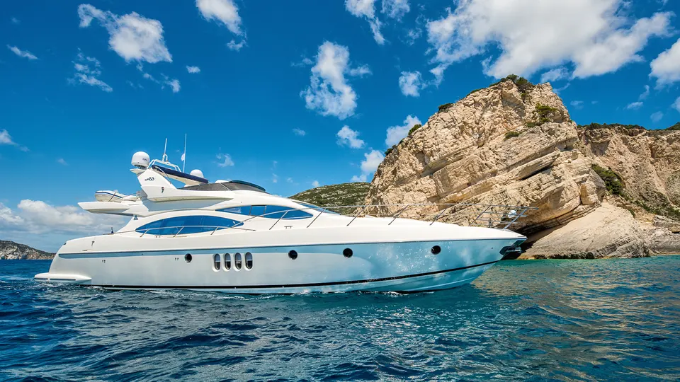 MANU private yacht charter
