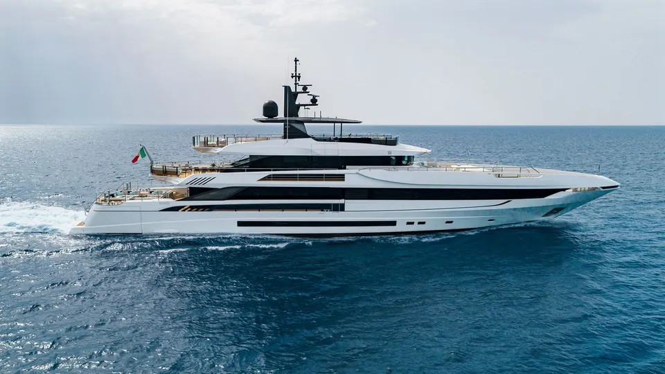 MAVERICK private yacht charter