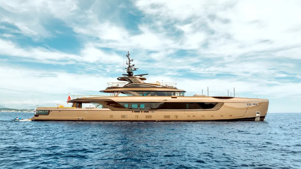 RAJA 2 private yacht charter