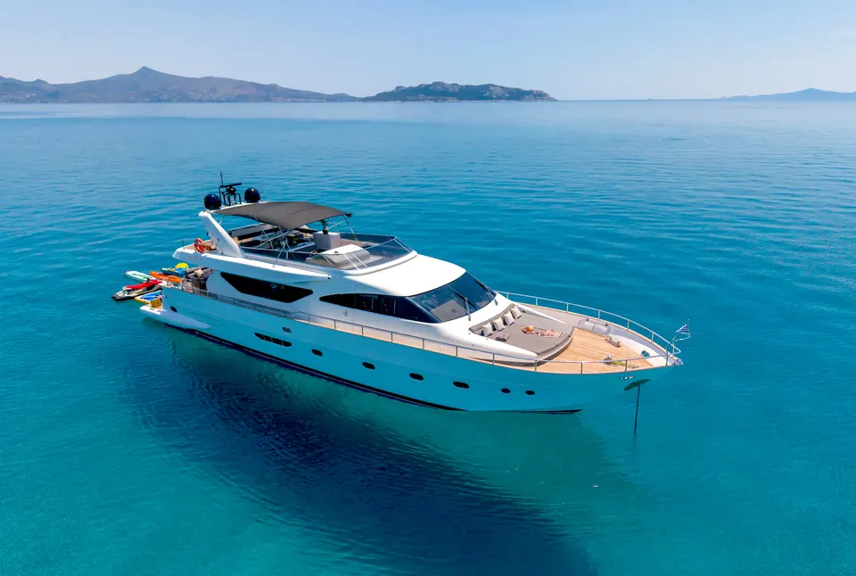 SALTY private yacht charter