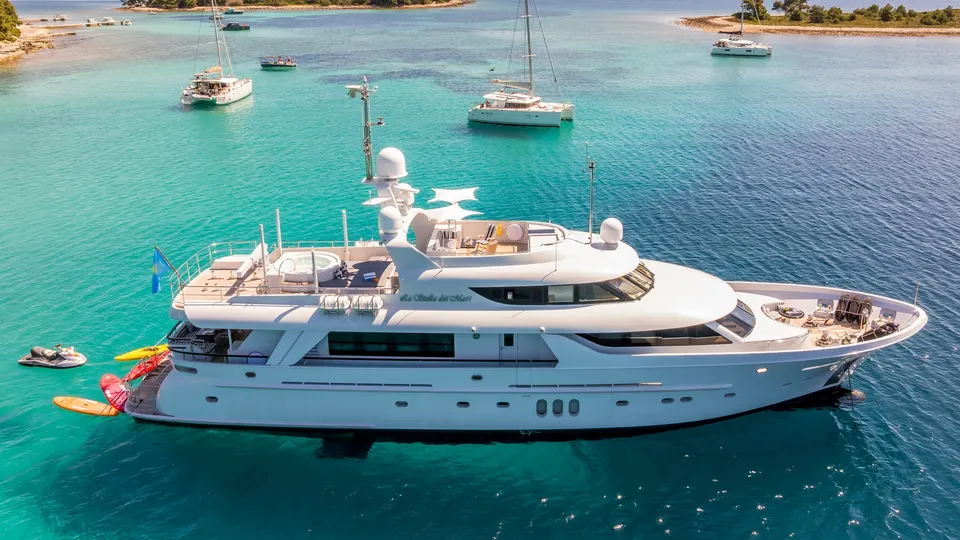LA STELLA DEI MARI private yacht charter