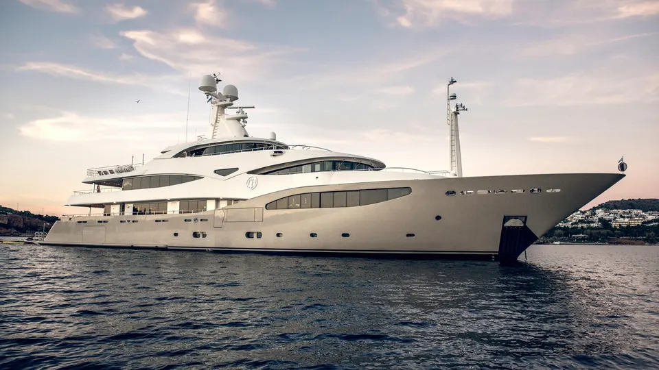 Location du yacht privé ELENI 60