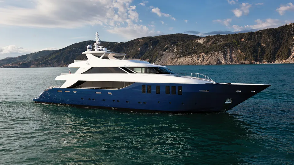 IPANEMAS private yacht charter